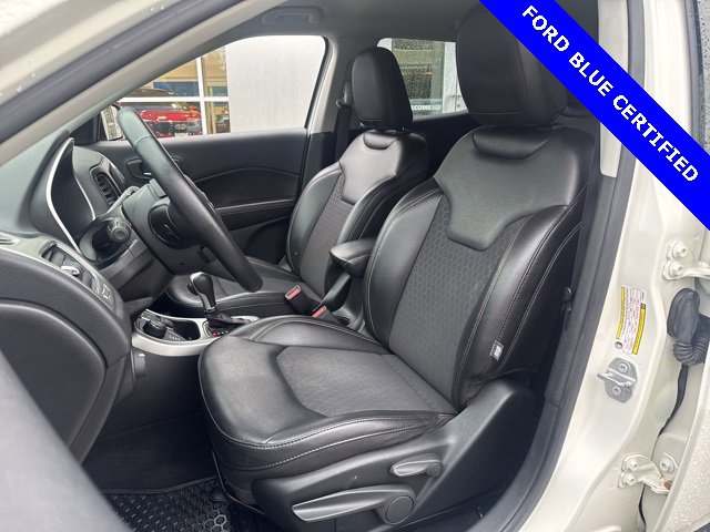 Used 2019 Jeep Compass Latitude w/ Cold Weather Group image 19