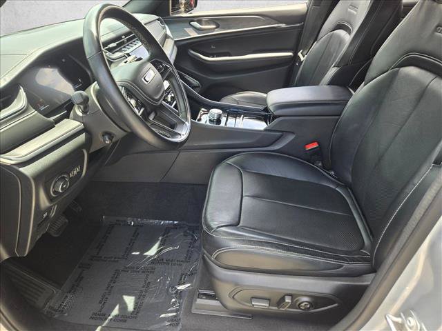Used 2022 Jeep Grand Cherokee L Overland RWD image 14