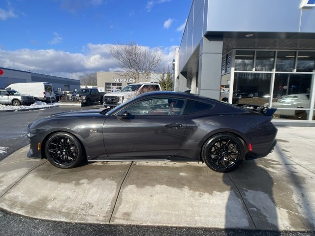 Certified 2024 Ford Mustang GT Premium w/ GT Performance Package image 5