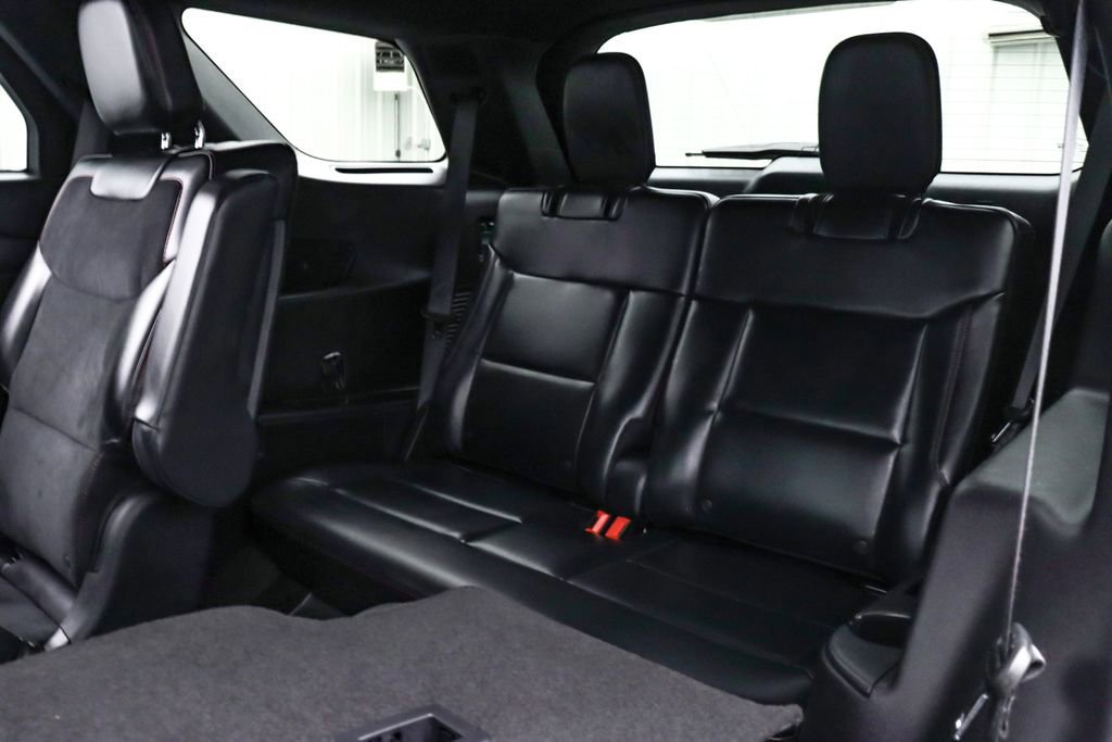 Certified 2025 Ford Explorer ST image 19