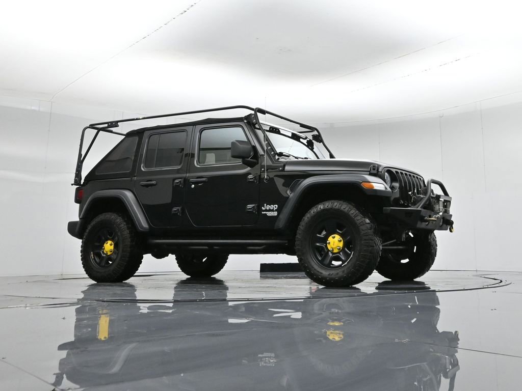 Used 2018 Jeep Wrangler Unlimited Sport image 4