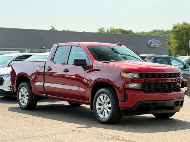 Used 2020 Chevrolet Silverado 1500 Custom w/ Custom Value Package AWD/4WD image 23