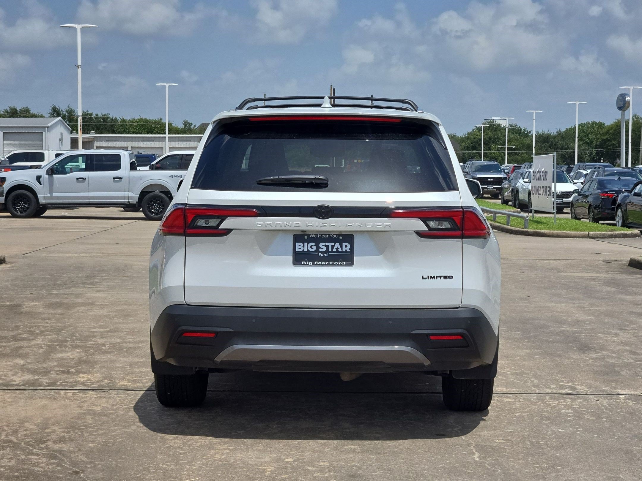 Used 2025 Toyota Grand Highlander FWD image 6