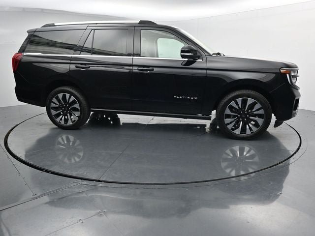 Certified 2025 Ford Expedition Platinum w/ Driver's Package AWD/4WD image 12