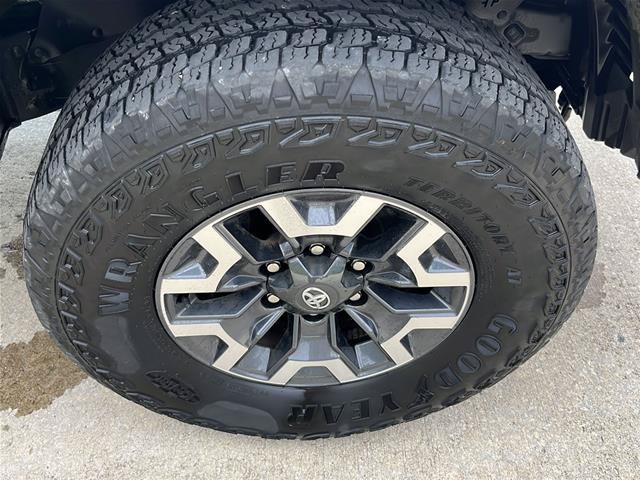 Used 2023 Toyota Tacoma TRD Off-Road AWD/4WD image 30