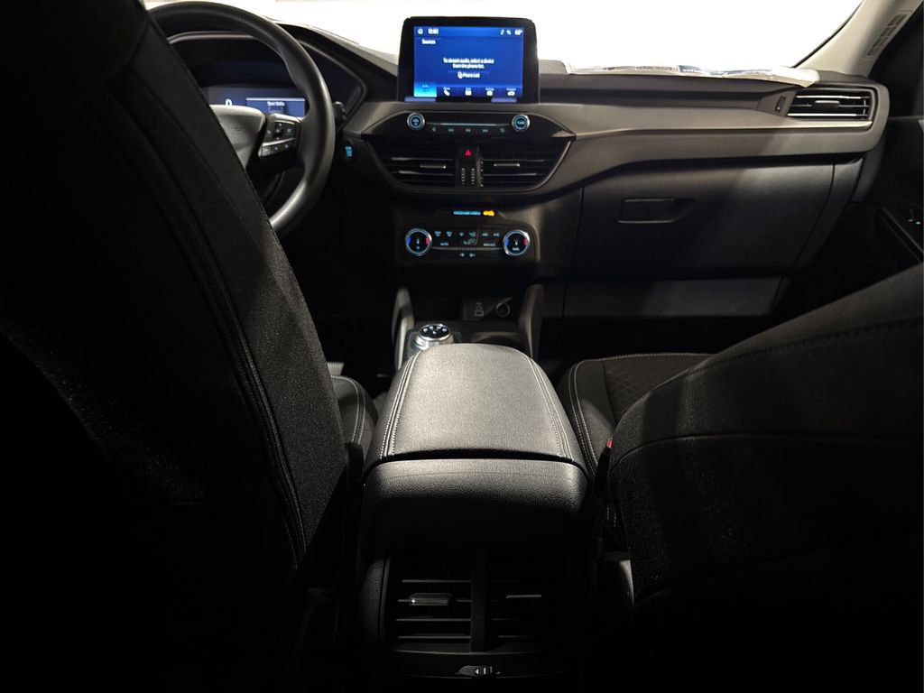 Certified 2025 Ford Escape Active image 28