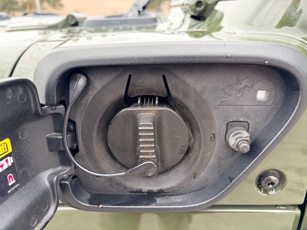 Used 2024 Jeep Wrangler Unlimited Rubicon 4xe image 38