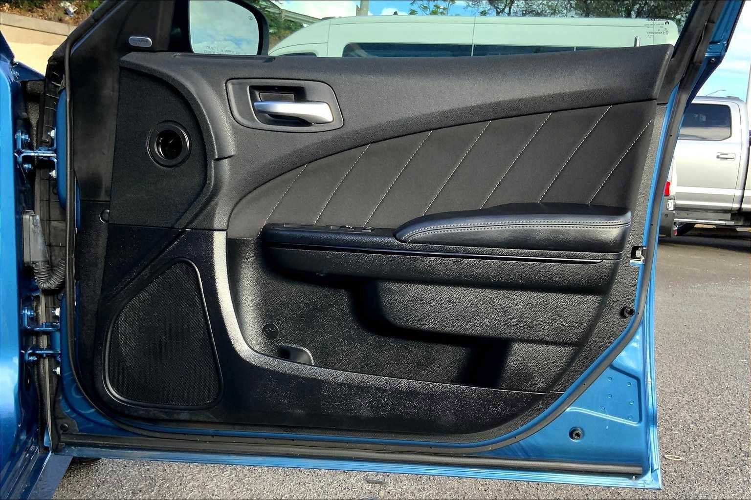 Used 2023 Dodge Charger R/T w/ Blacktop Package image 28