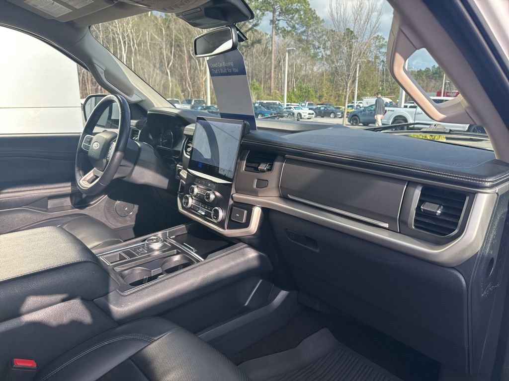 Certified 2023 Ford Expedition XLT image 34