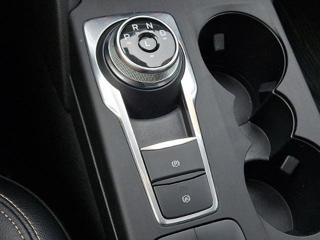 Certified 2022 Ford Escape Titanium w/ Titanium Elite Package image 15