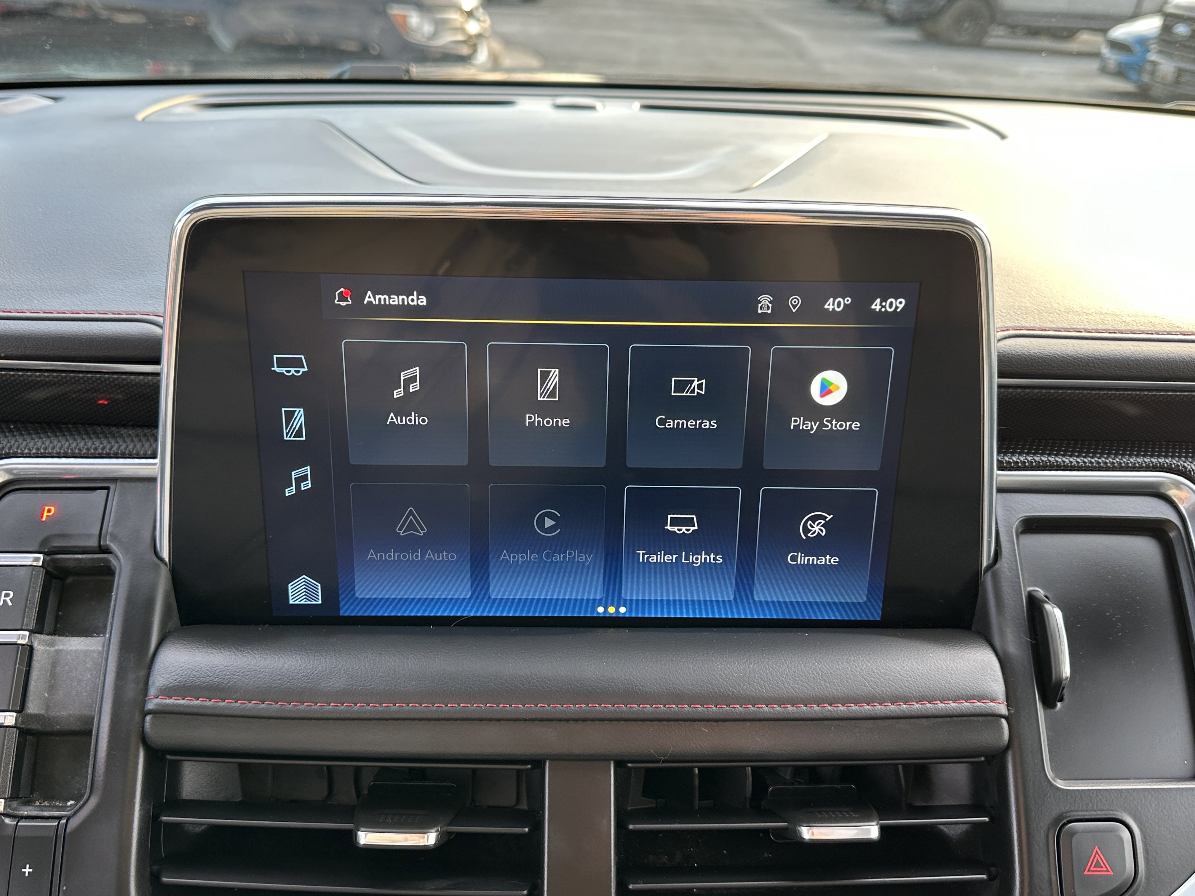 Used 2022 Chevrolet Suburban RST w/ Luxury Package image 28