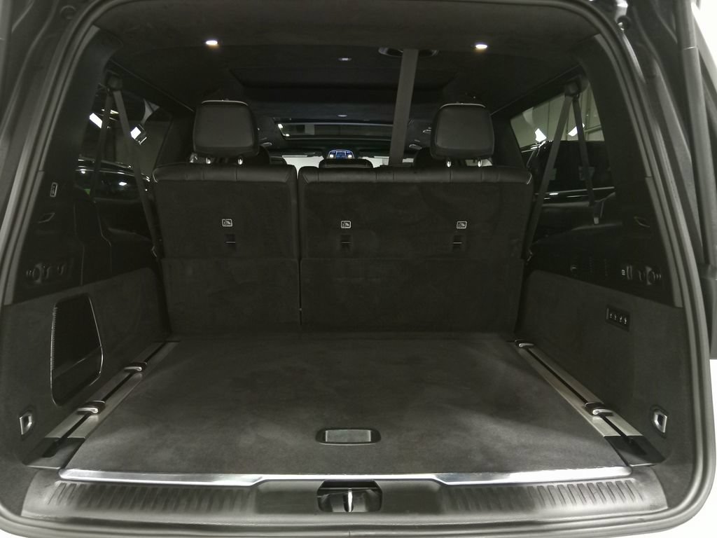 Used 2024 Jeep Grand Wagoneer L Series II w/ Quick Order Packagew 28T AWD/4WD image 5
