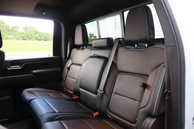 Used 2024 GMC Sierra 2500 Denali w/ Denali Reserve Package AWD/4WD image 32
