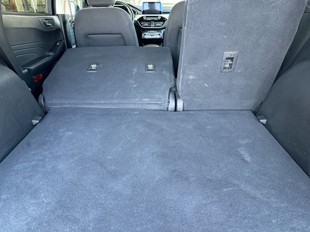 Certified 2022 Ford Escape SE w/ SE Sport Appearance Package image 15