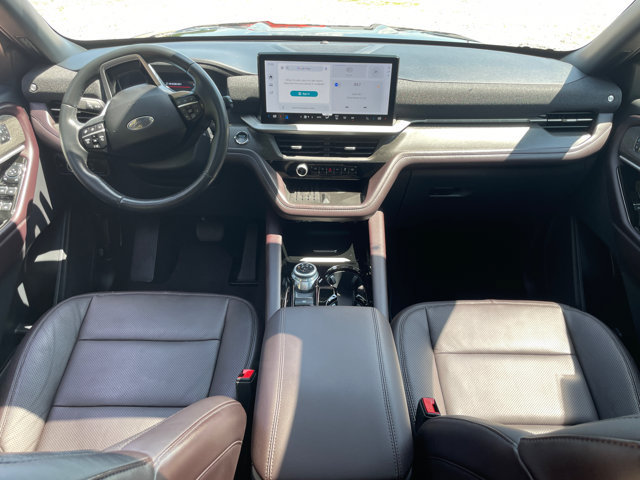 Certified 2025 Ford Explorer Platinum w/ Ultimate Package AWD/4WD image 25