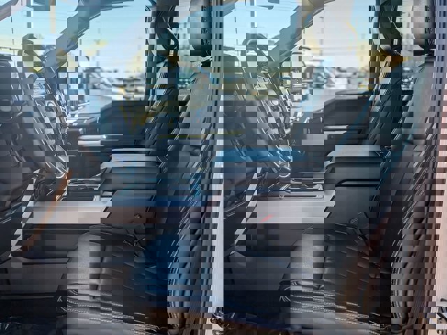 Certified 2021 Ford F250 Lariat w/ Lariat Ultimate Package image 15