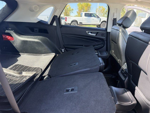 Certified 2020 Ford Edge Titanium w/ Class II Trailer Tow Package AWD/4WD image 34
