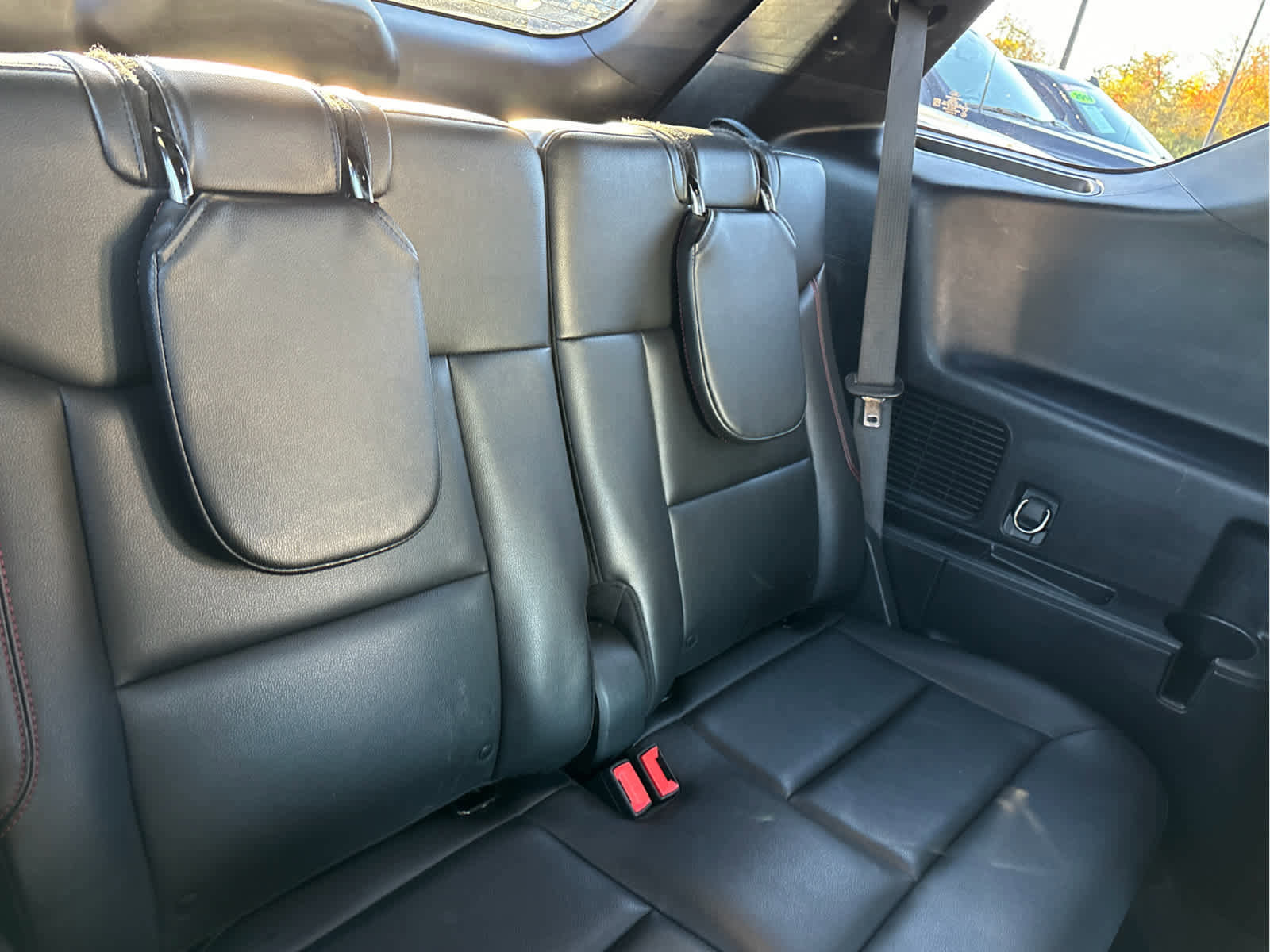 Certified 2023 Ford Explorer ST-Line w/ Class IV Trailer Tow Package image 37