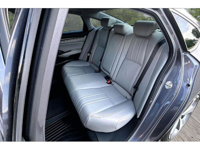 Used 2019 Honda Accord Touring image 21