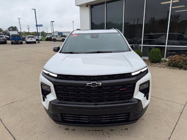 Used 2024 Chevrolet Traverse RS AWD/4WD image 2