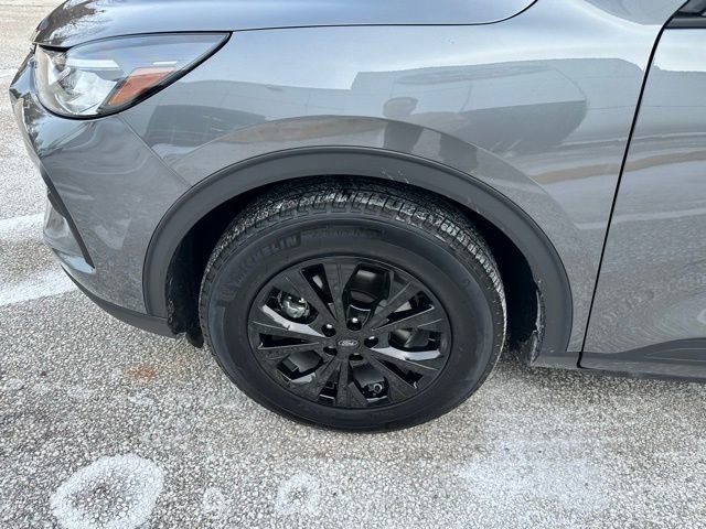 Certified 2025 Ford Escape Active w/ Cold Weather Package image 89