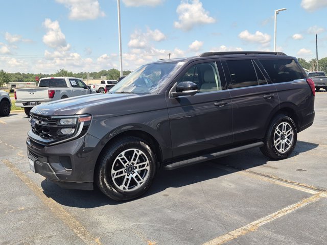 Certified 2025 Ford Expedition Active RWD image 8