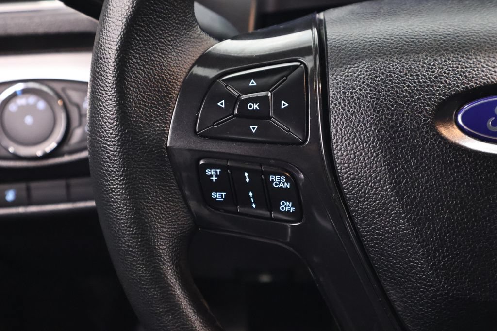 Certified 2019 Ford Explorer XLT w/ Equipment Group 201A AWD/4WD image 27