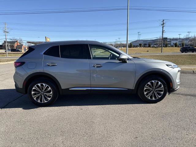 Used 2025 Buick Envision Preferred image 4