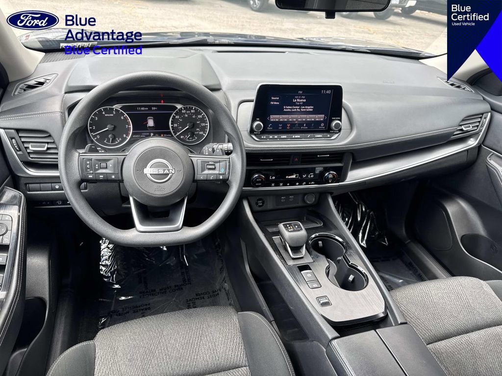 Used 2024 Nissan Rogue SV FWD image 9