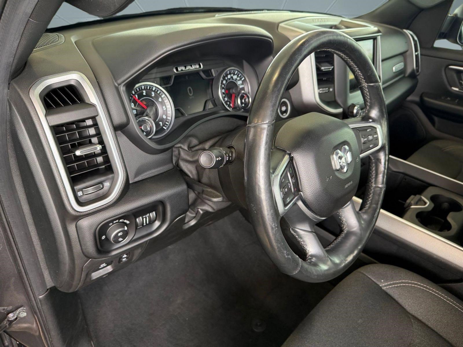 Used 2019 RAM 1500 Big Horn AWD/4WD image 4