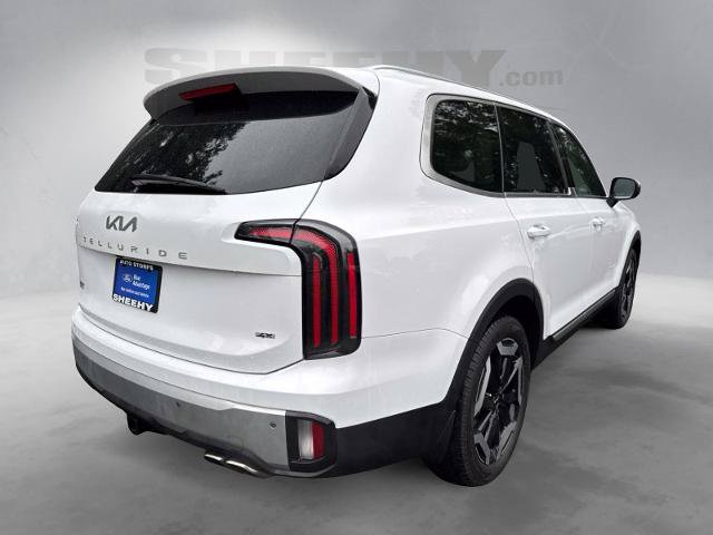 Used 2024 Kia Telluride EX w/ EX Captain's Chair Package AWD/4WD image 12