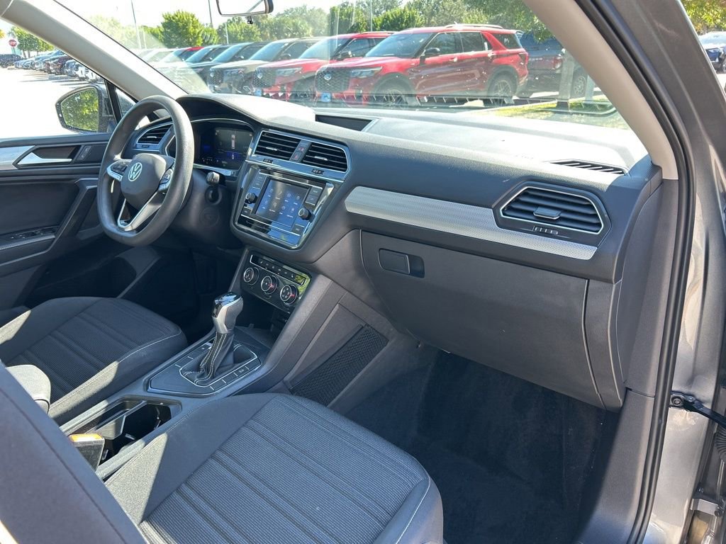 Used 2022 Volkswagen Tiguan S image 36