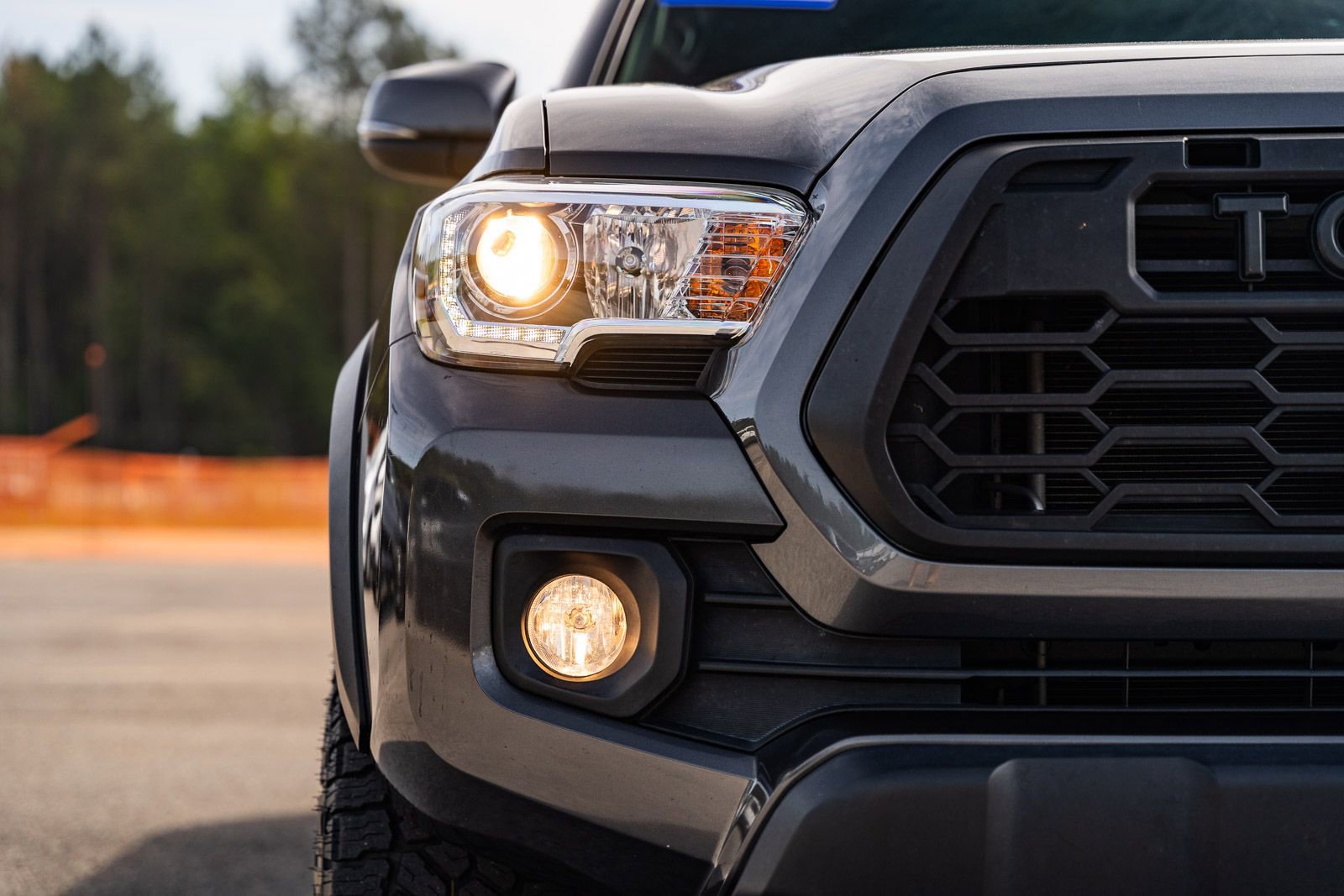 Used 2021 Toyota Tacoma TRD Off-Road AWD/4WD image 11
