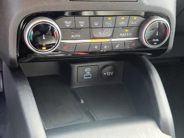 Certified 2022 Ford Escape SEL w/ Technology Package image 10