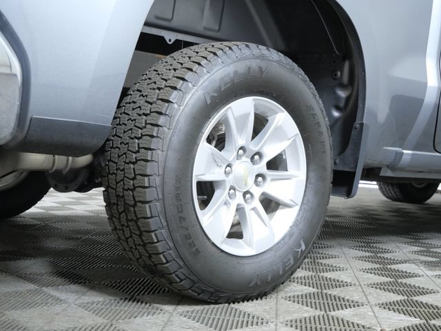 Used 2021 Chevrolet Silverado 1500 LT AWD/4WD image 7