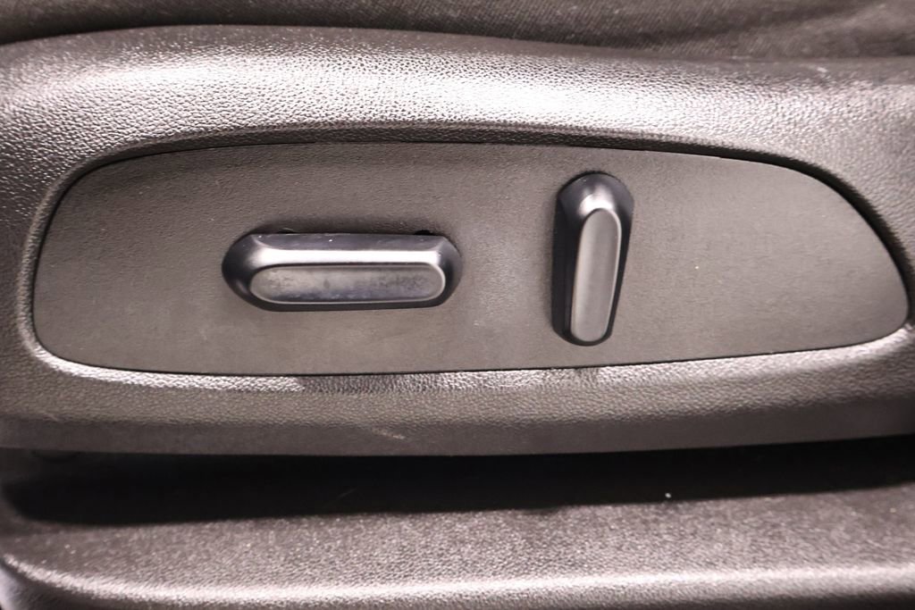 Used 2019 GMC Acadia SLE w/ Driver Alert Package I image 18