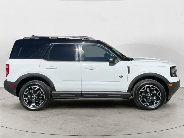 Certified 2025 Ford Bronco Sport Outer Banks AWD/4WD image 4