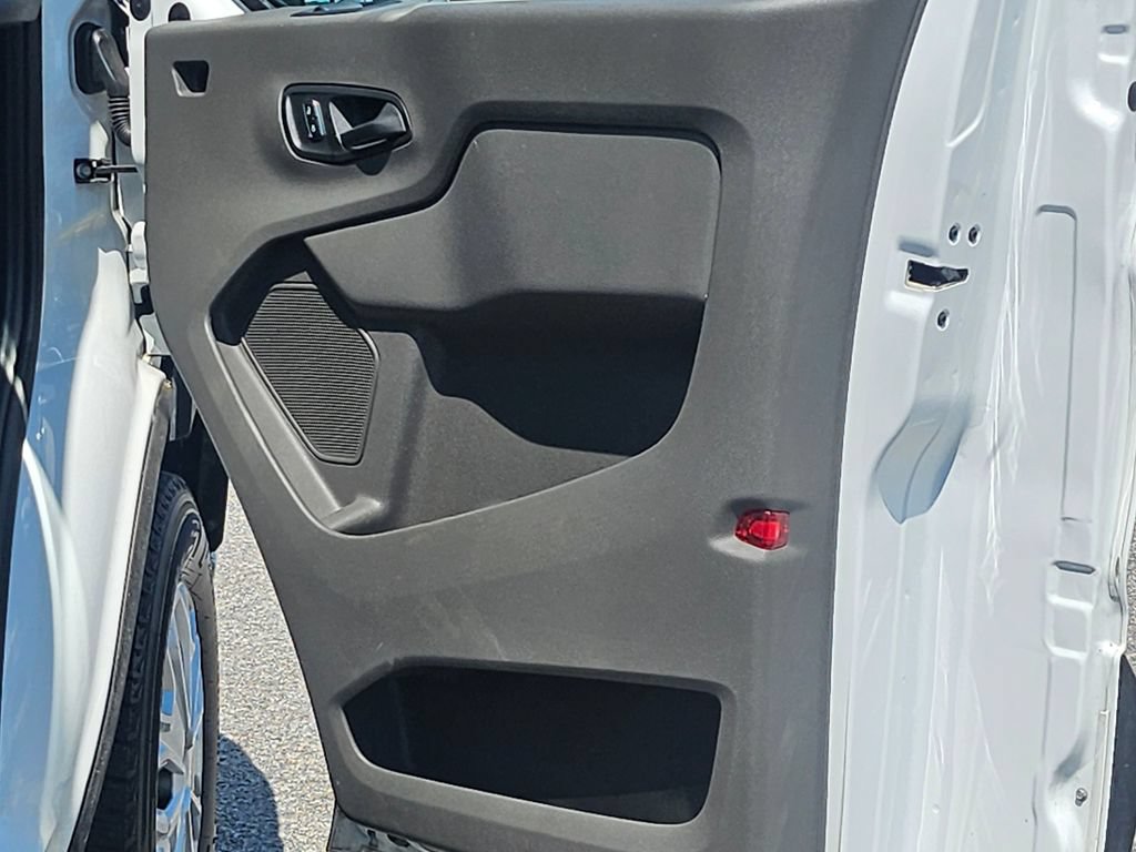 Certified 2024 Ford Transit 350 XLT RWD image 33