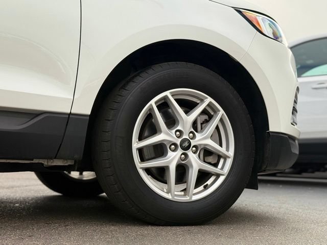 Certified 2024 Ford Edge SEL w/ Convenience Package AWD/4WD image 46