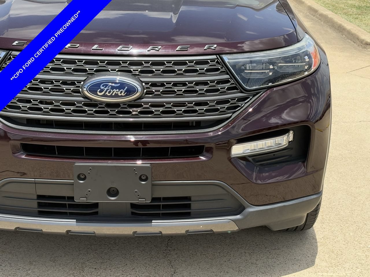 Certified 2023 Ford Explorer XLT w/ Equipment Group 202A RWD image 10
