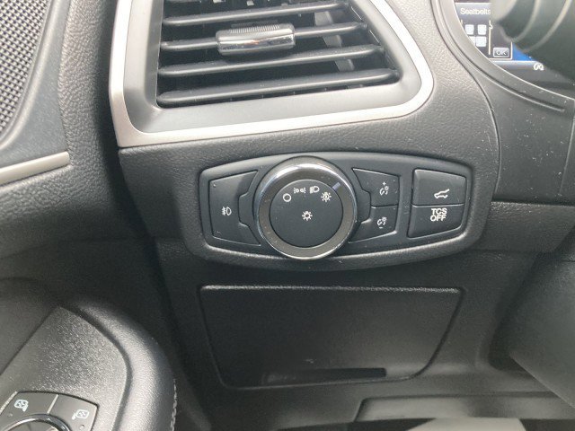 Certified 2022 Ford Edge SEL w/ Convenience Package image 16