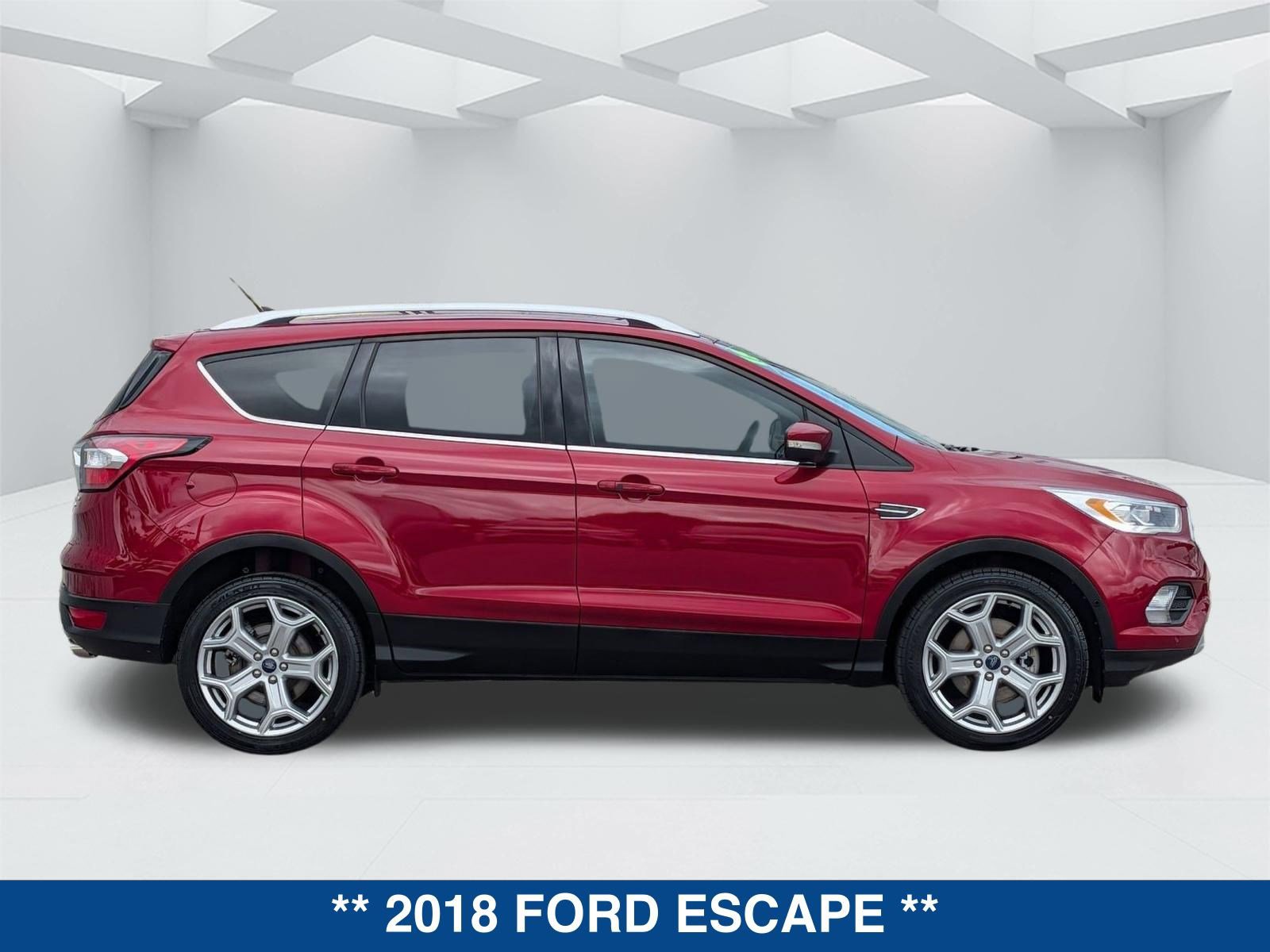 Certified 2018 Ford Escape Titanium image 3