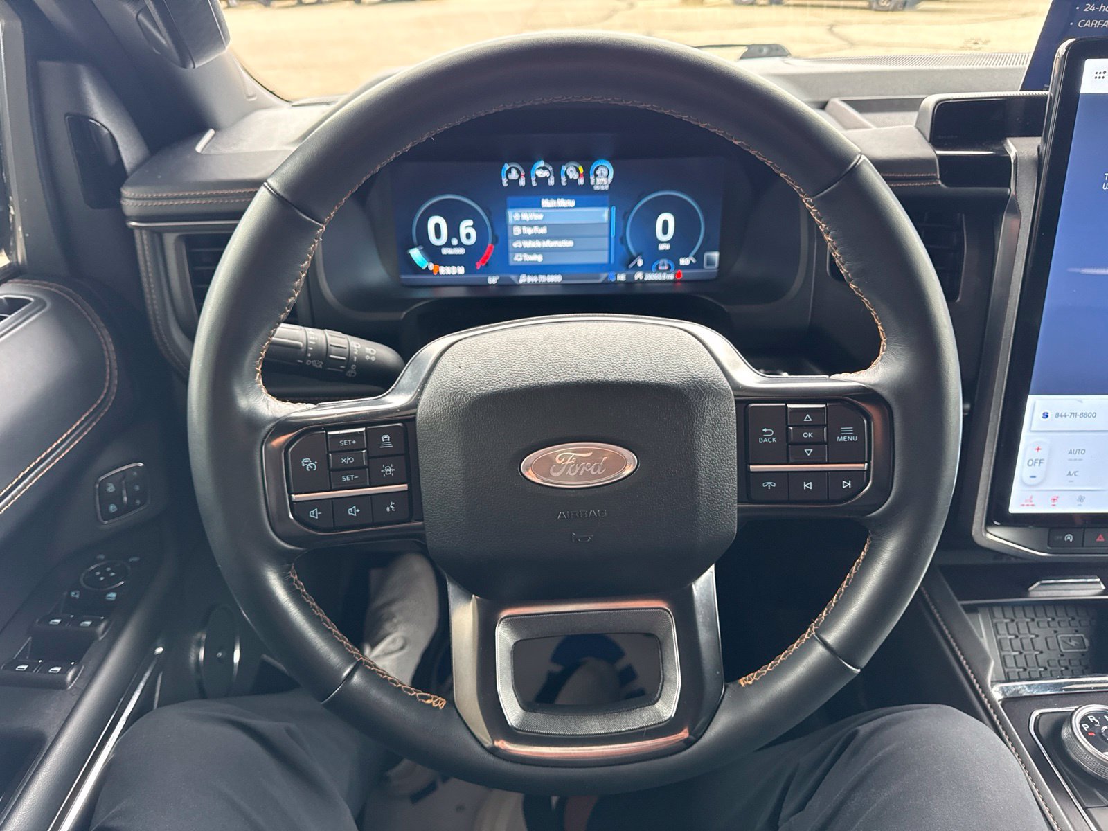 Certified 2024 Ford Expedition Platinum AWD/4WD image 32