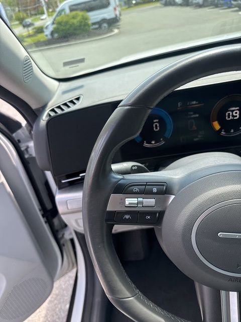 Used 2024 Hyundai Kona SEL AWD/4WD image 23