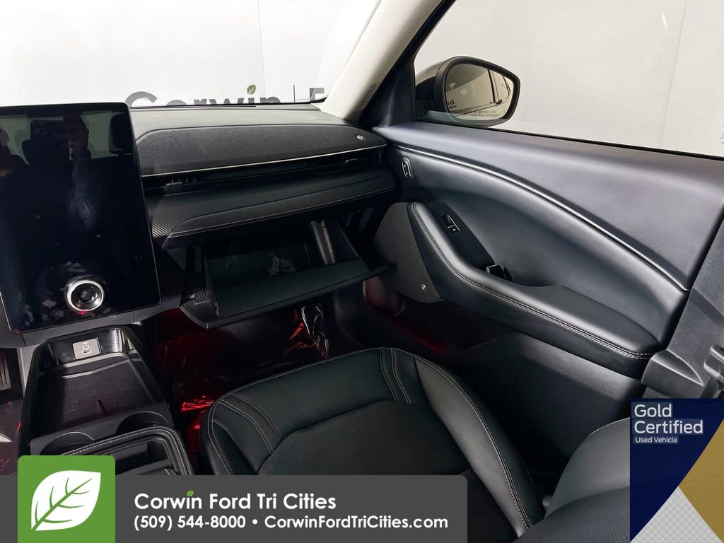 Certified 2025 Ford Mustang Mach-E Premium AWD/4WD image 27