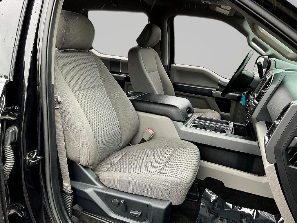 Certified 2020 Ford F150 XLT w/ Equipment Group 302A Luxury AWD/4WD image 33