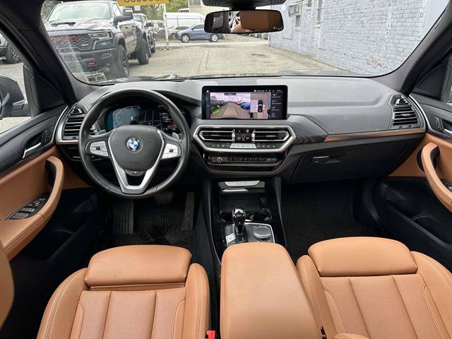 Used 2024 BMW X3 xDrive30i w/ Premium Package w/ZPA AWD/4WD image 10