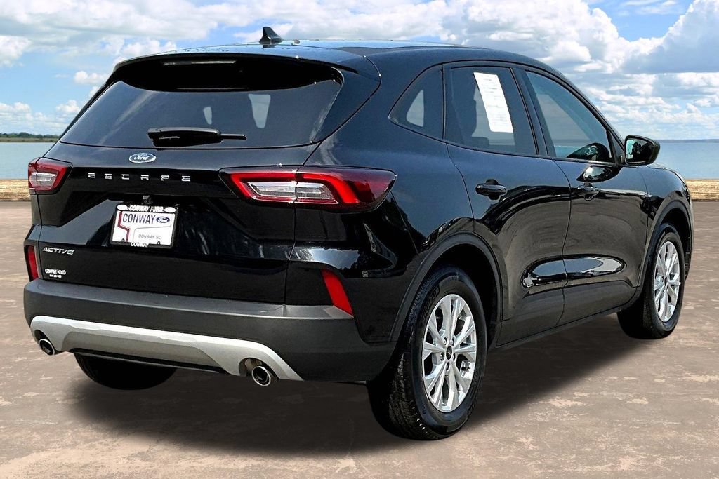 Certified 2025 Ford Escape Active FWD image 8