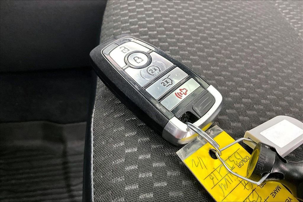 Certified 2023 Ford Escape ST-Line image 13