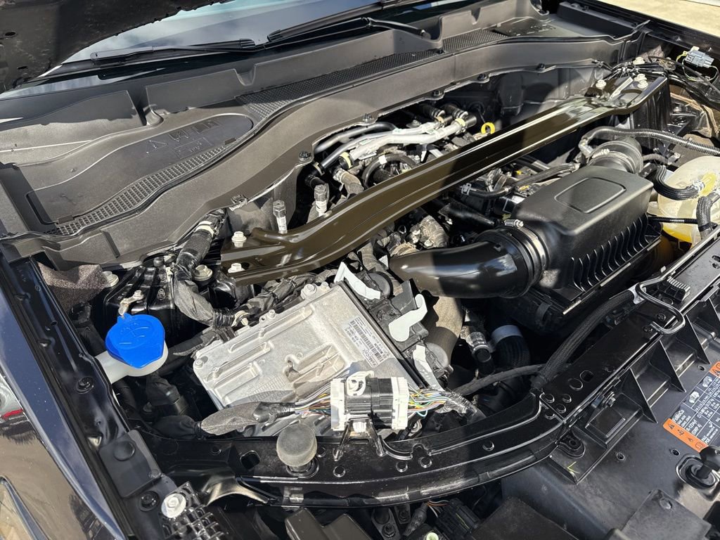 Certified 2025 Ford Explorer Platinum w/ Ultimate Package image 36